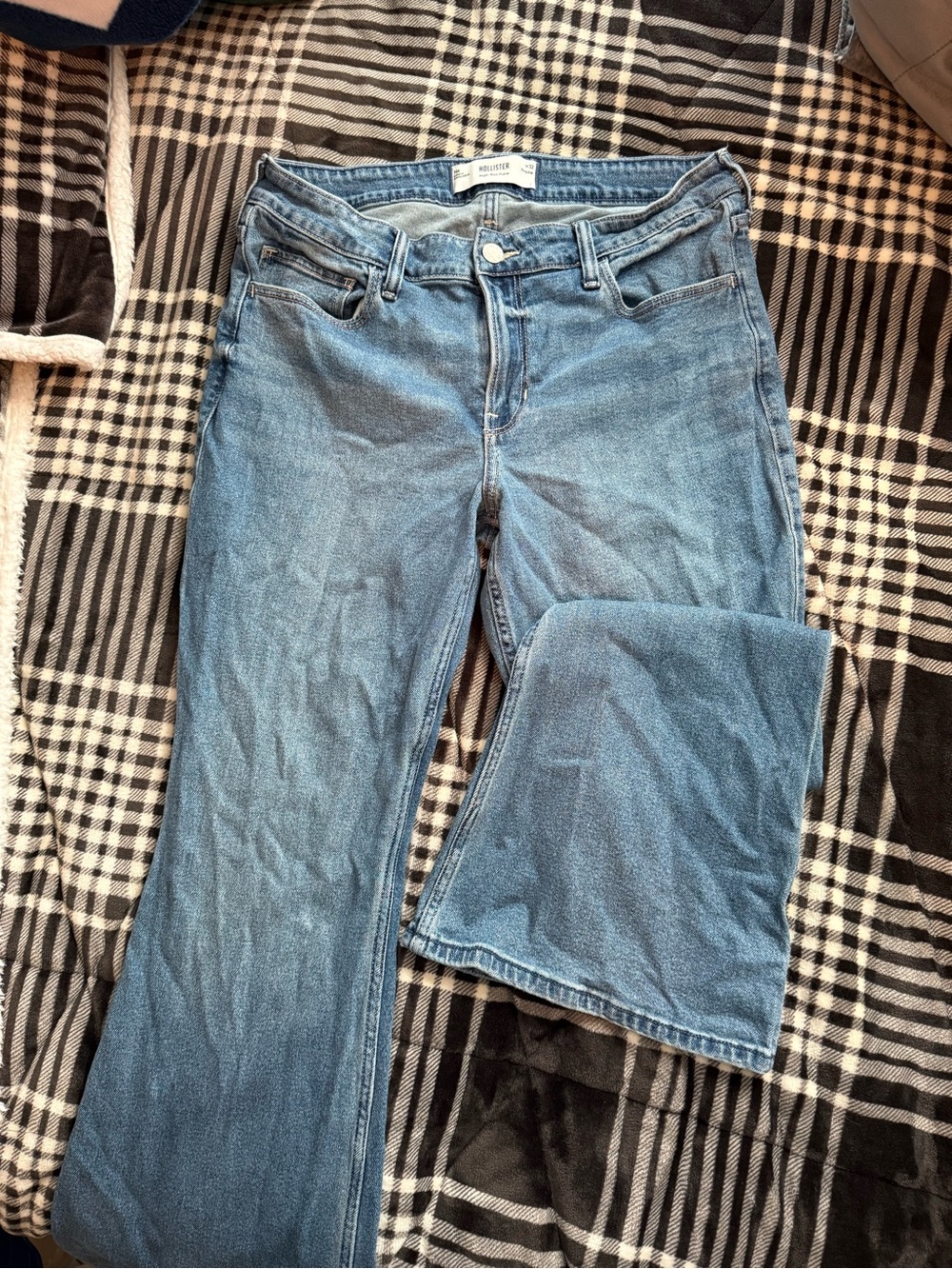 Hollister Women's Light Blue Flare Jeans
